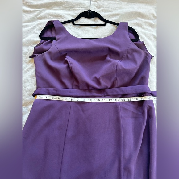 White by Vera Wang High Neck Crepe Bridesmaid or Prom Dress with Ruffled Back - Picture 6 of 8